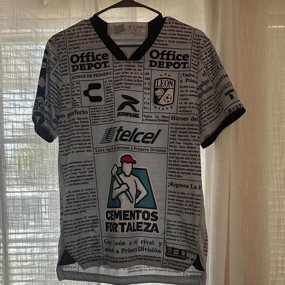 Men's Newspaper Print Jersey
